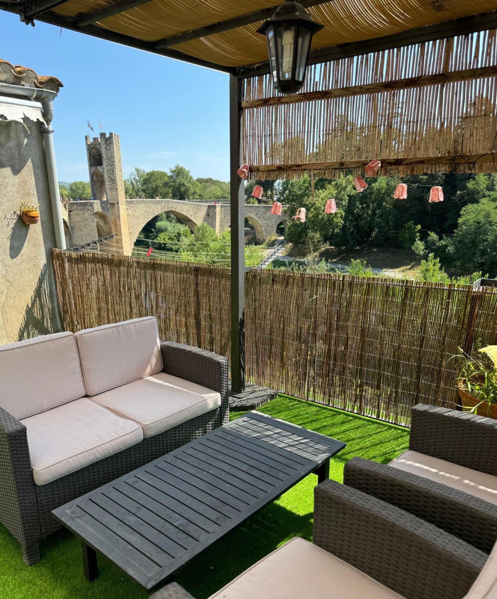 Besalu Pont Vell Apartment Buitenkant foto
